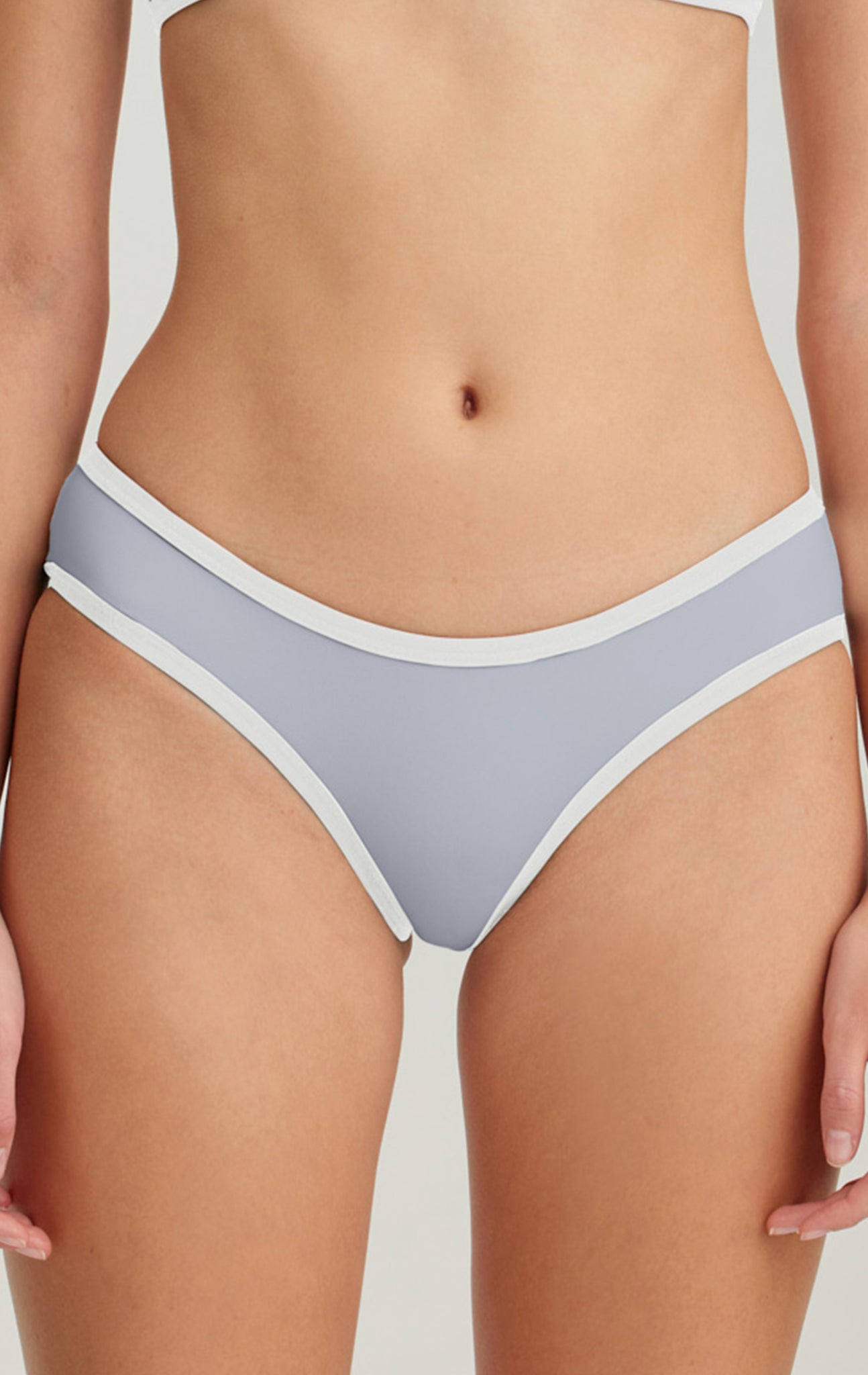 Ligne Bottom in Seagull MARYSIA