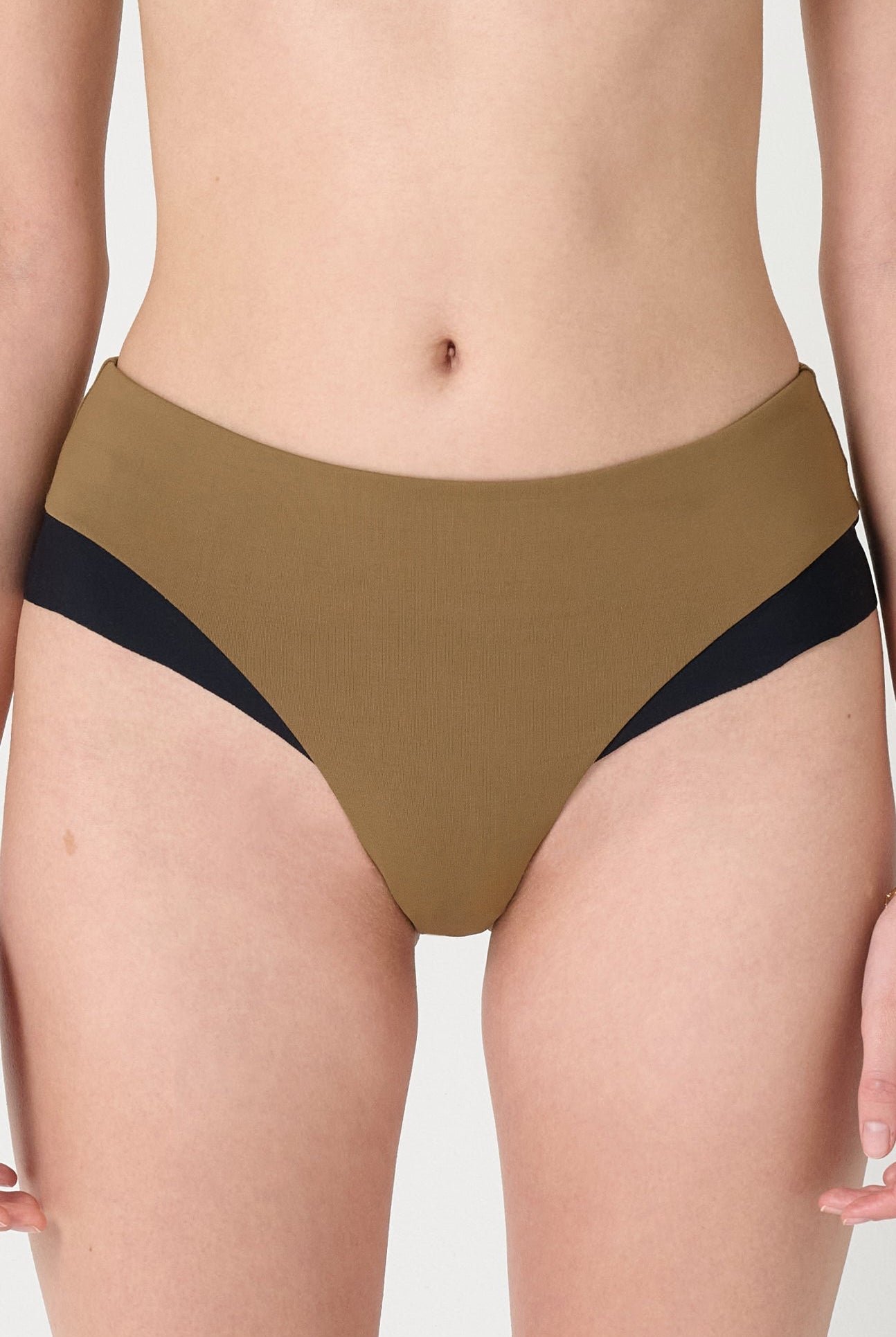 Calacutta Bottom in Chocolate MARYSIA