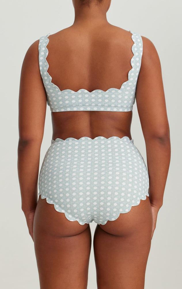 Marysia Women's Palm Springs Bikini Top in Coconut, Italian Stretch  Classic Added Support Scalloped Bikini Tops, Size XS