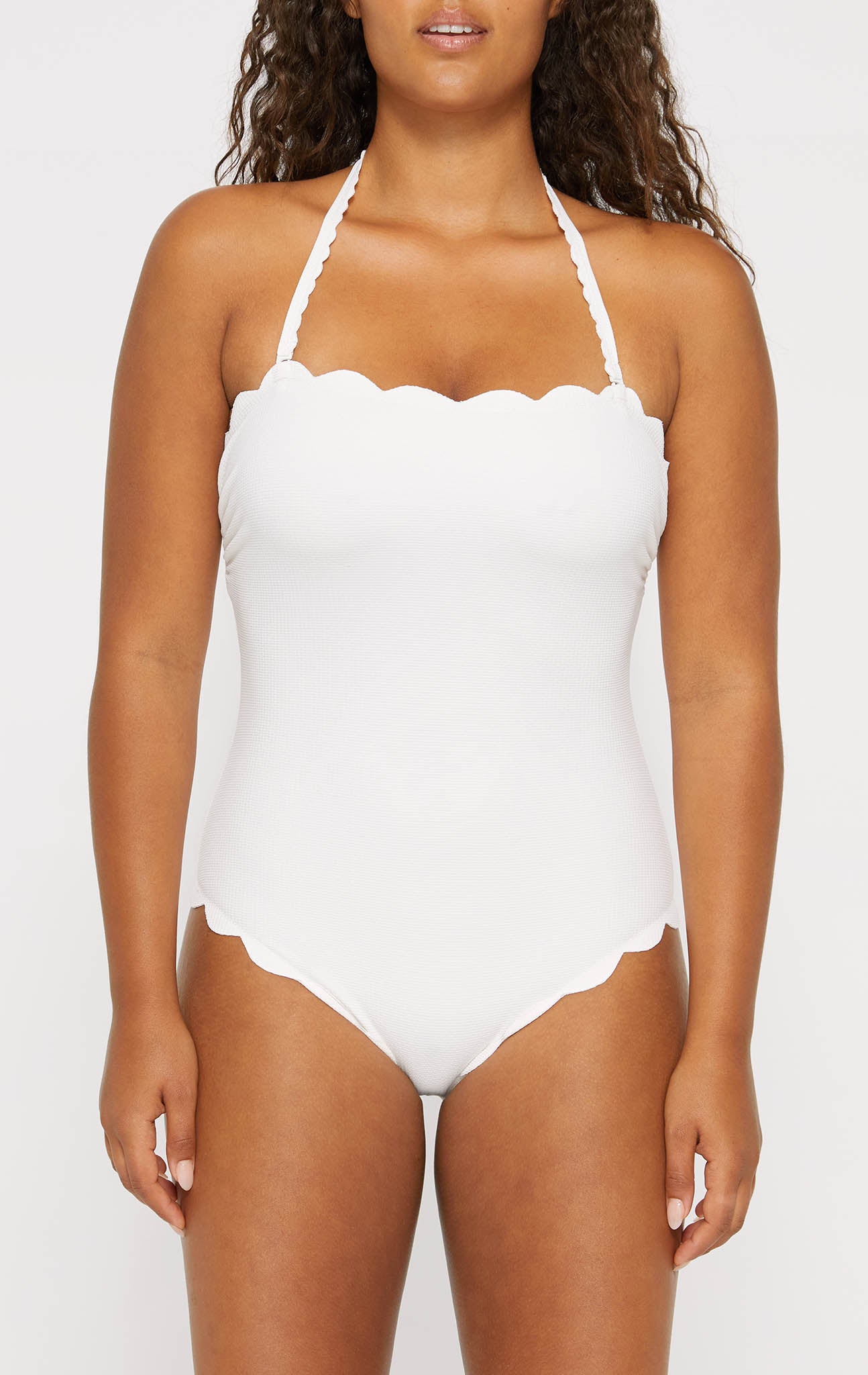 Marysia Women's Santa Monica Maillot in Coconut, Stretch Removable Halter  Strap Back Clasp Scalloped Edged One Piece, Size XS