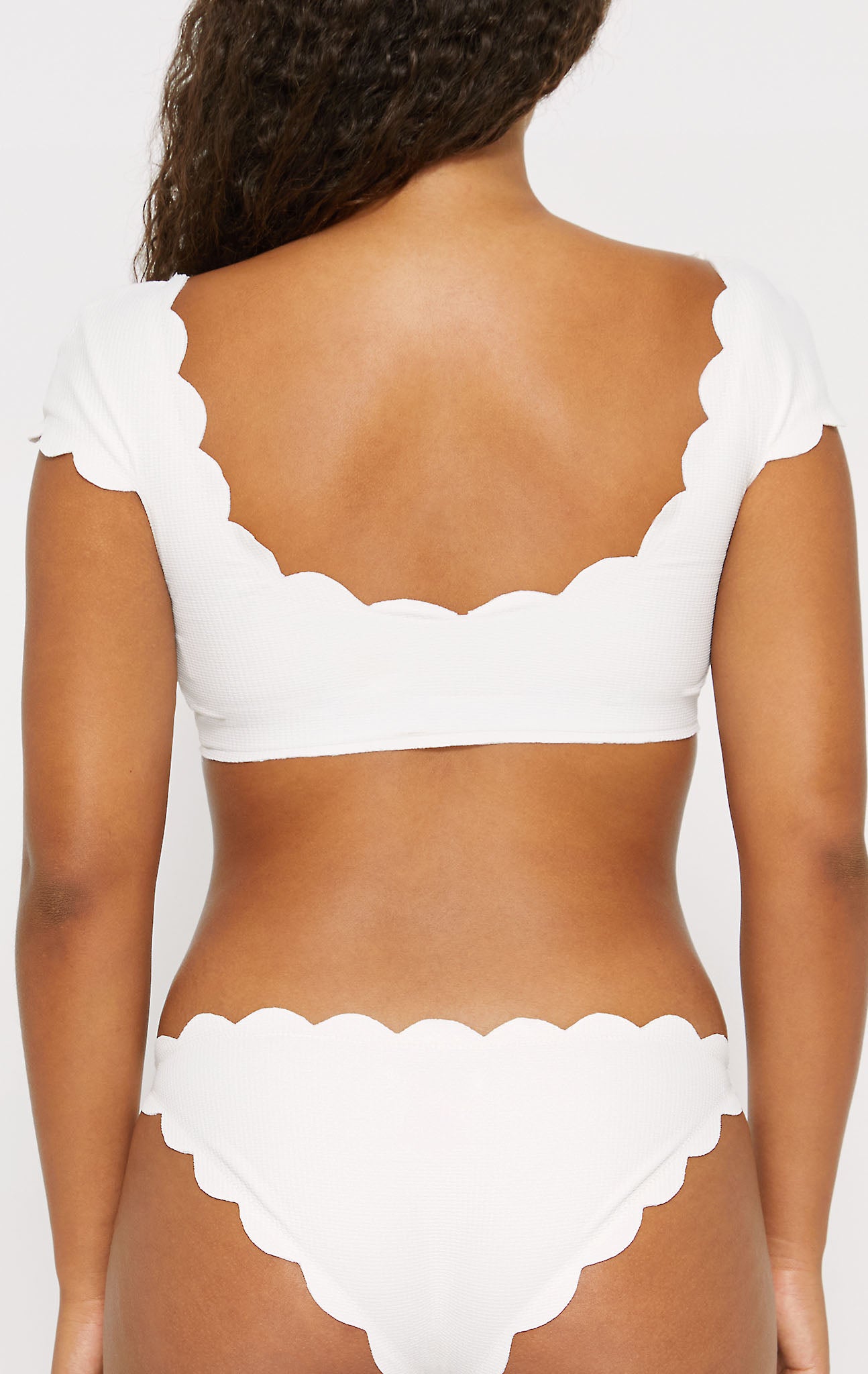 Marysia Women's Scalloped Mexico Bikini Top in Coconut